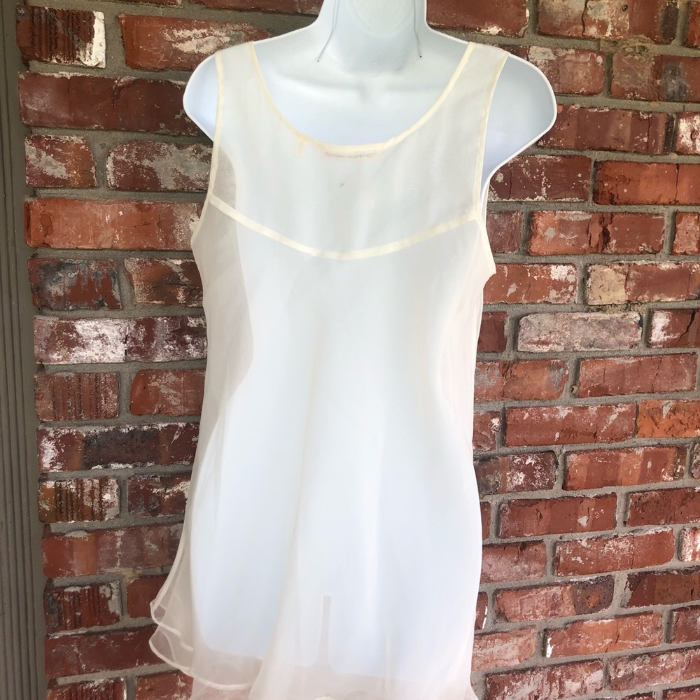 Victoria Secret white gown size small - Picture 5 of 7